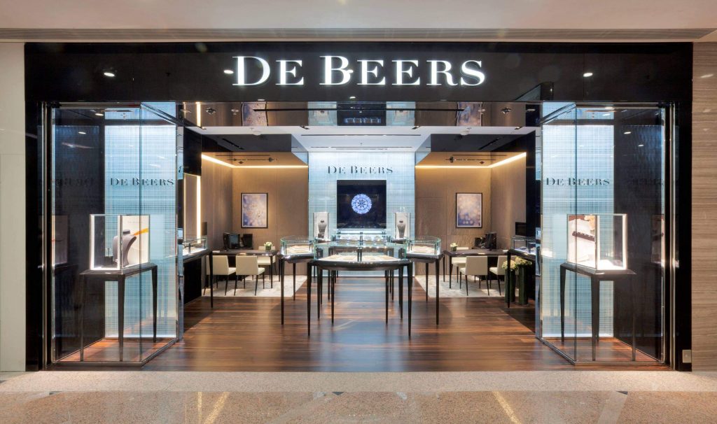 World's Largest Jewellery Retailer Joins De Beers Diamond